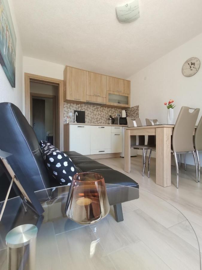 Apartment Marina Pavic Хвар Екстериор снимка