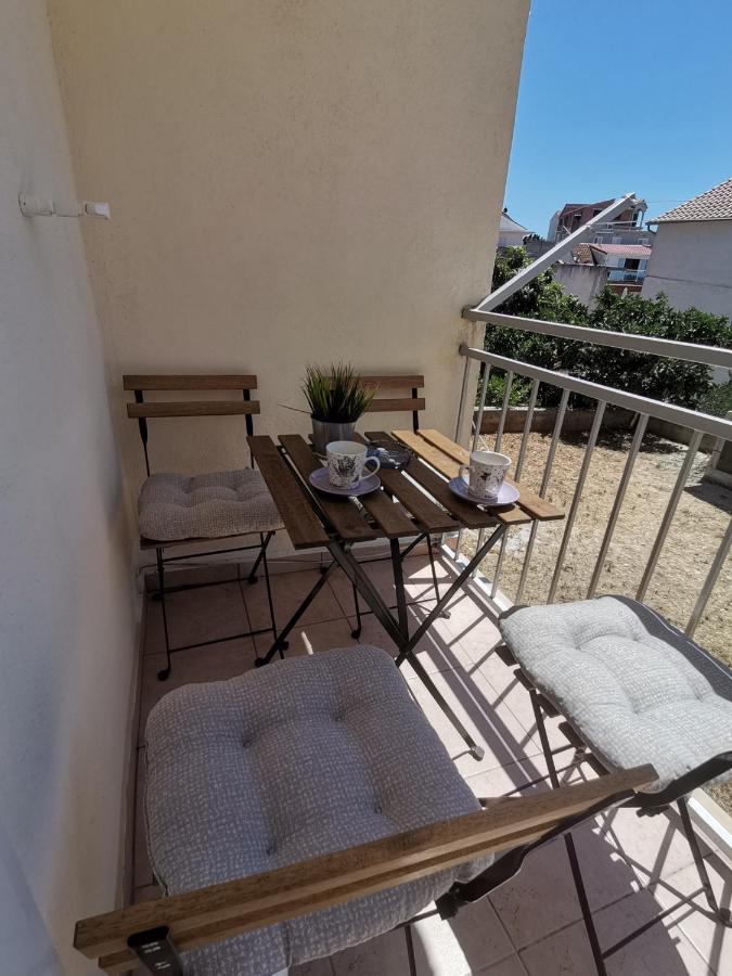 Apartment Marina Pavic Хвар Екстериор снимка