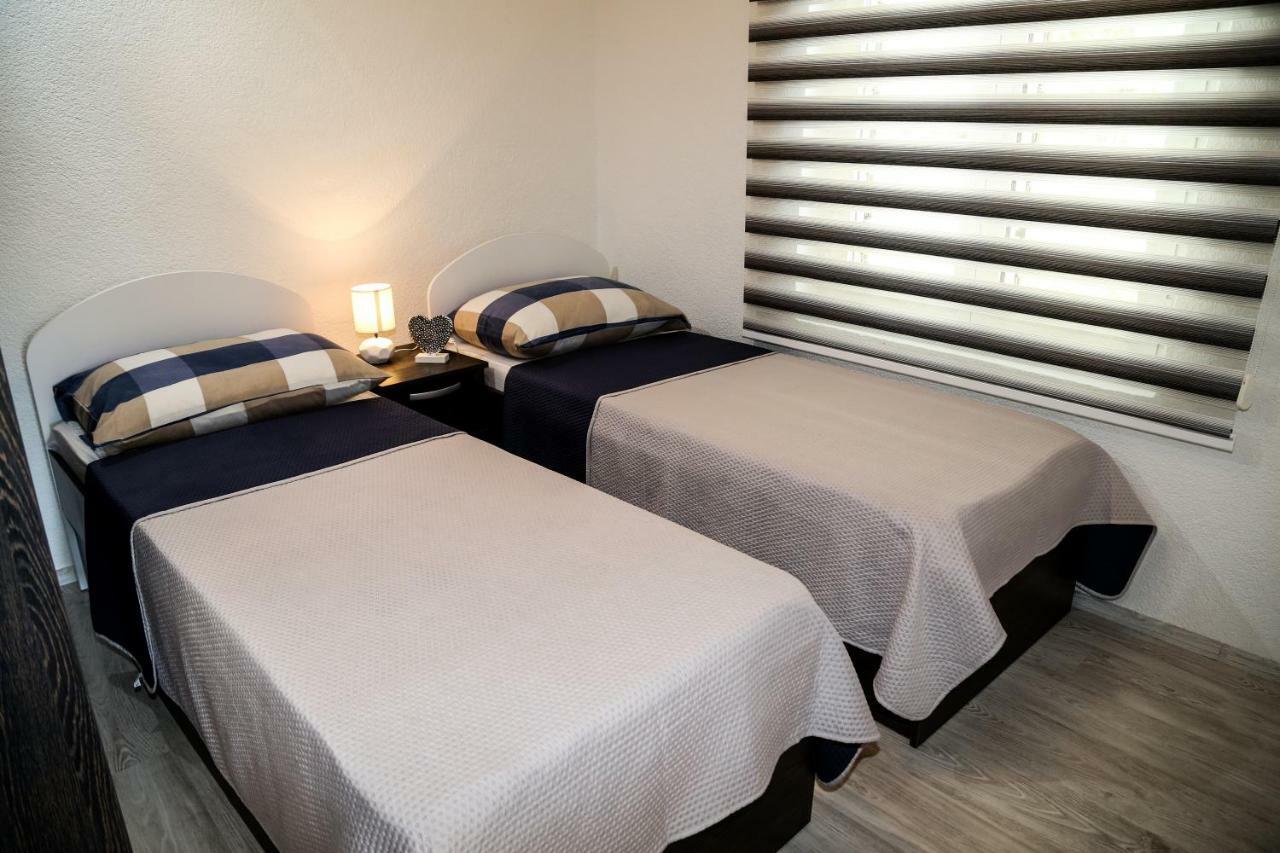 Apartment Marina Pavic Хвар Екстериор снимка