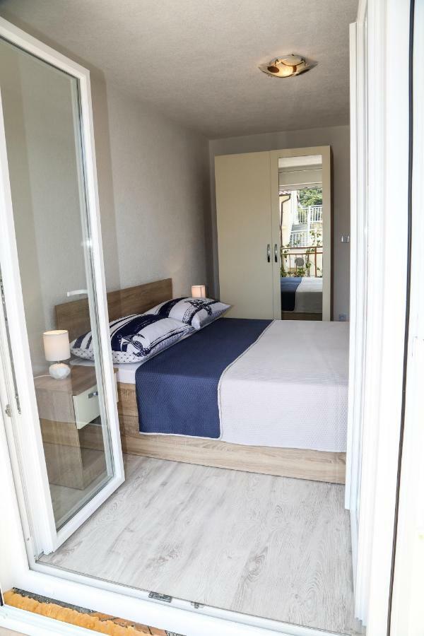 Apartment Marina Pavic Хвар Екстериор снимка